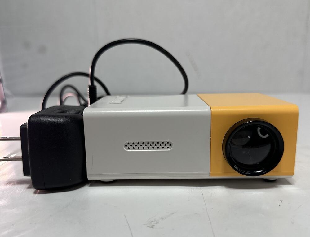 Portable Mini LED Video Projector - HD Home Theater